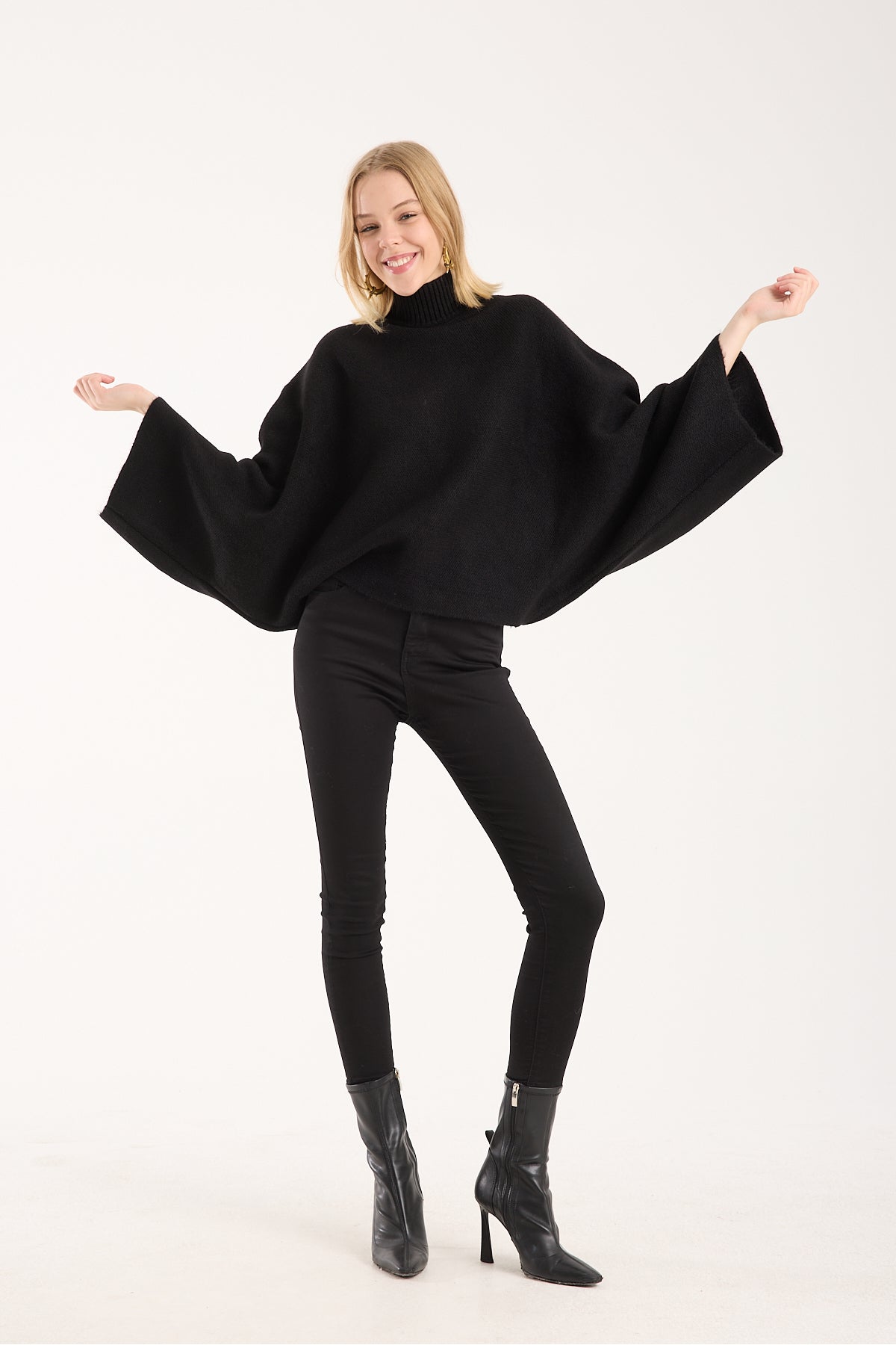 Yumoş ip pelerin dik yaka yarasa kol kadın kazak 6514