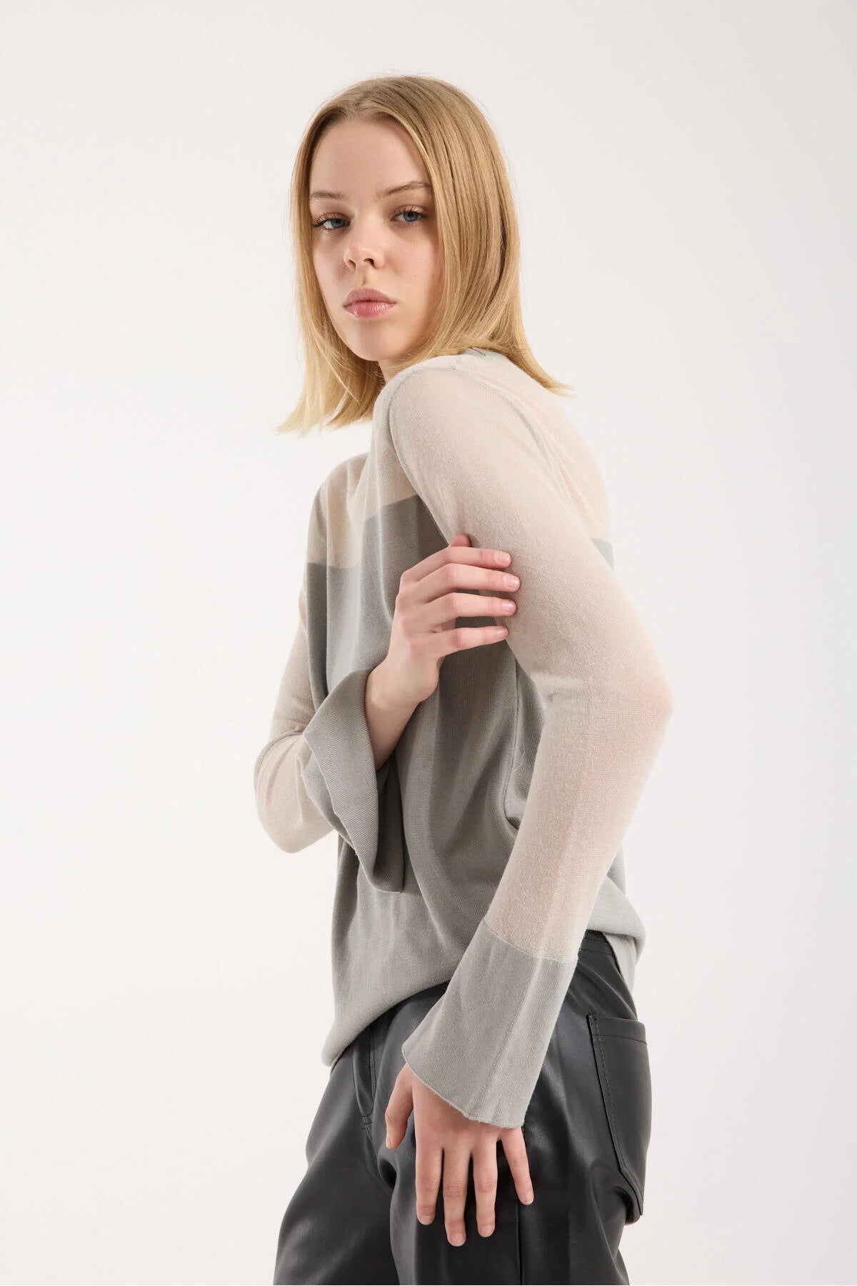 Kadın triko kazak ince transparan detaylı yumuşak doku 3521