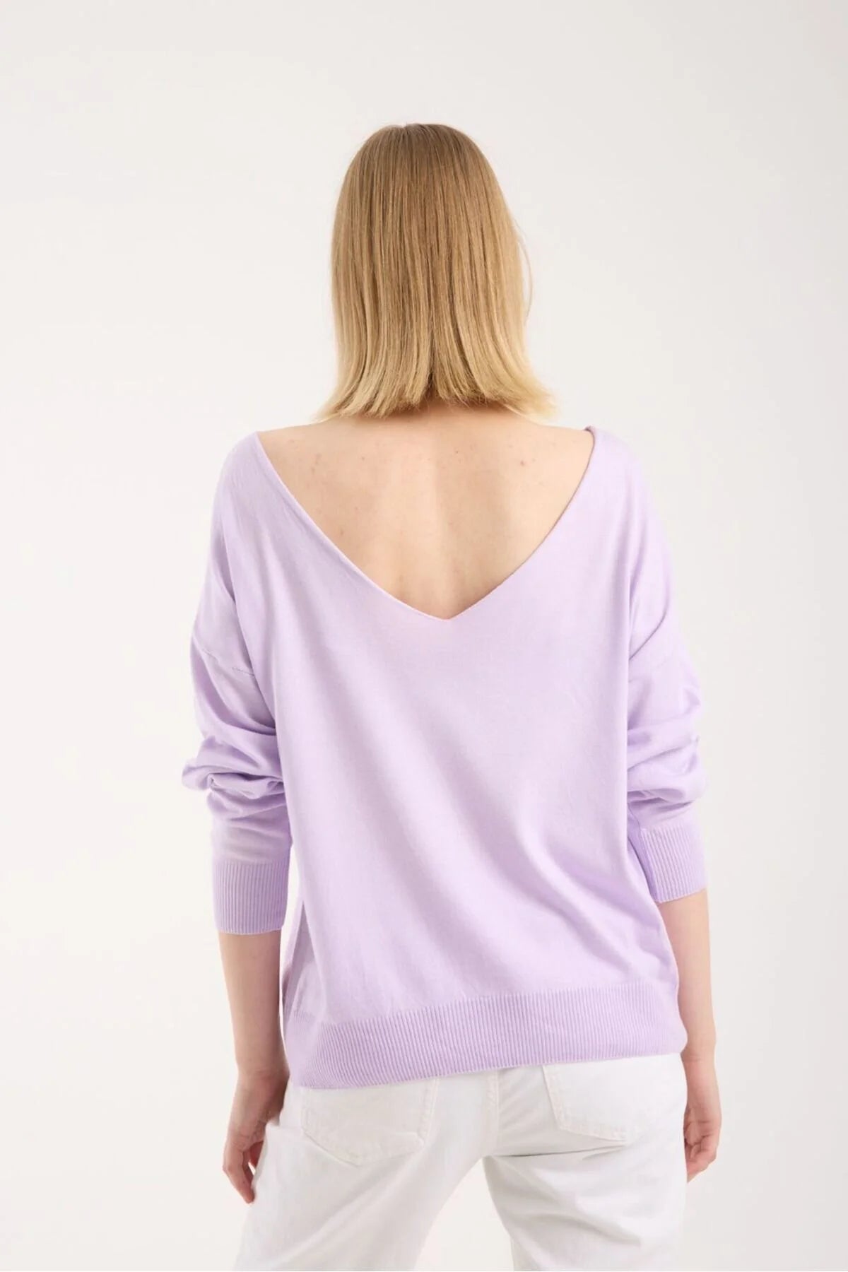 Kadın triko kazak yumuşak doku kayık yaka sırt dekolteli basic 3550