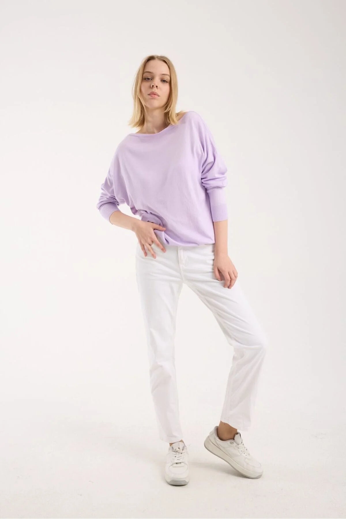 Kadın triko kazak yumuşak doku kayık yaka sırt dekolteli basic 3550