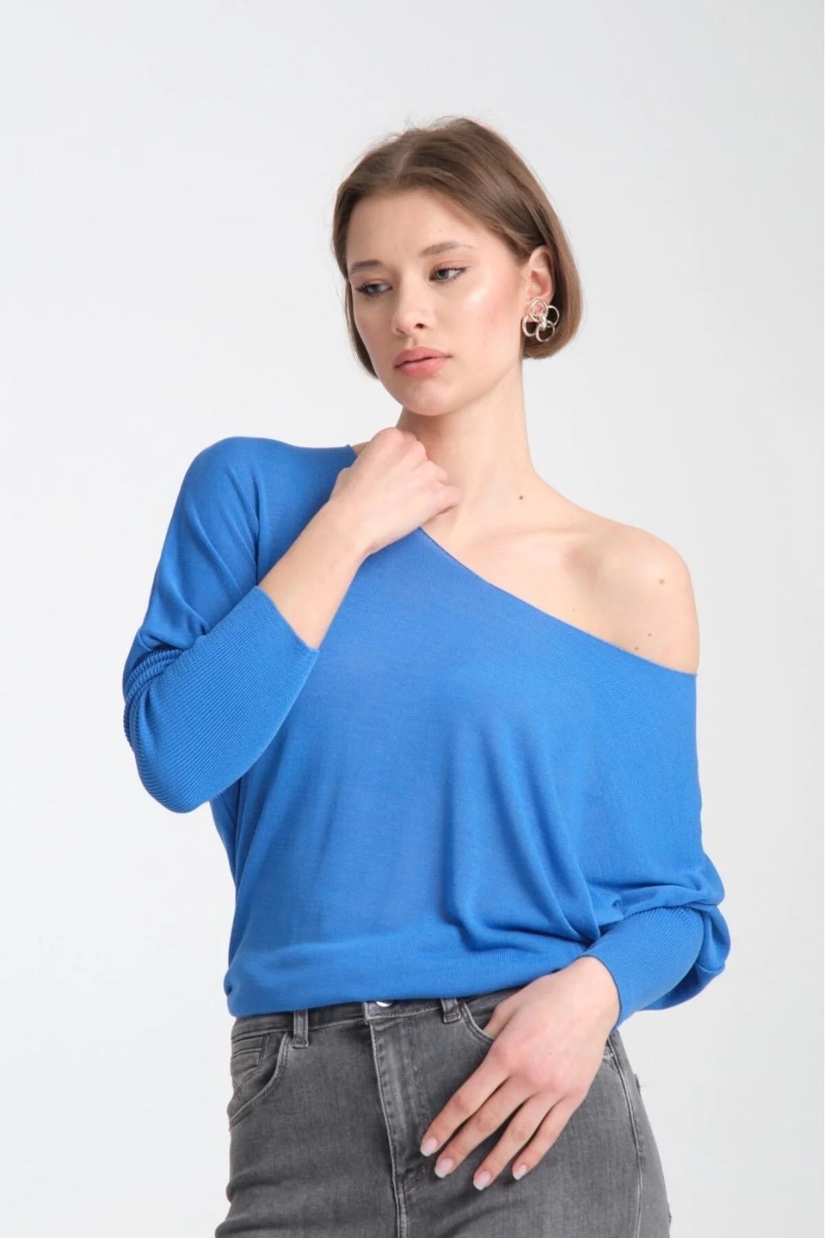 Kadın Giyim Bluz Ince Kazak U Yaka Omuz Düşük Uzunkol Rahat Kalıp Ince Viskon Üst Giyim 3500