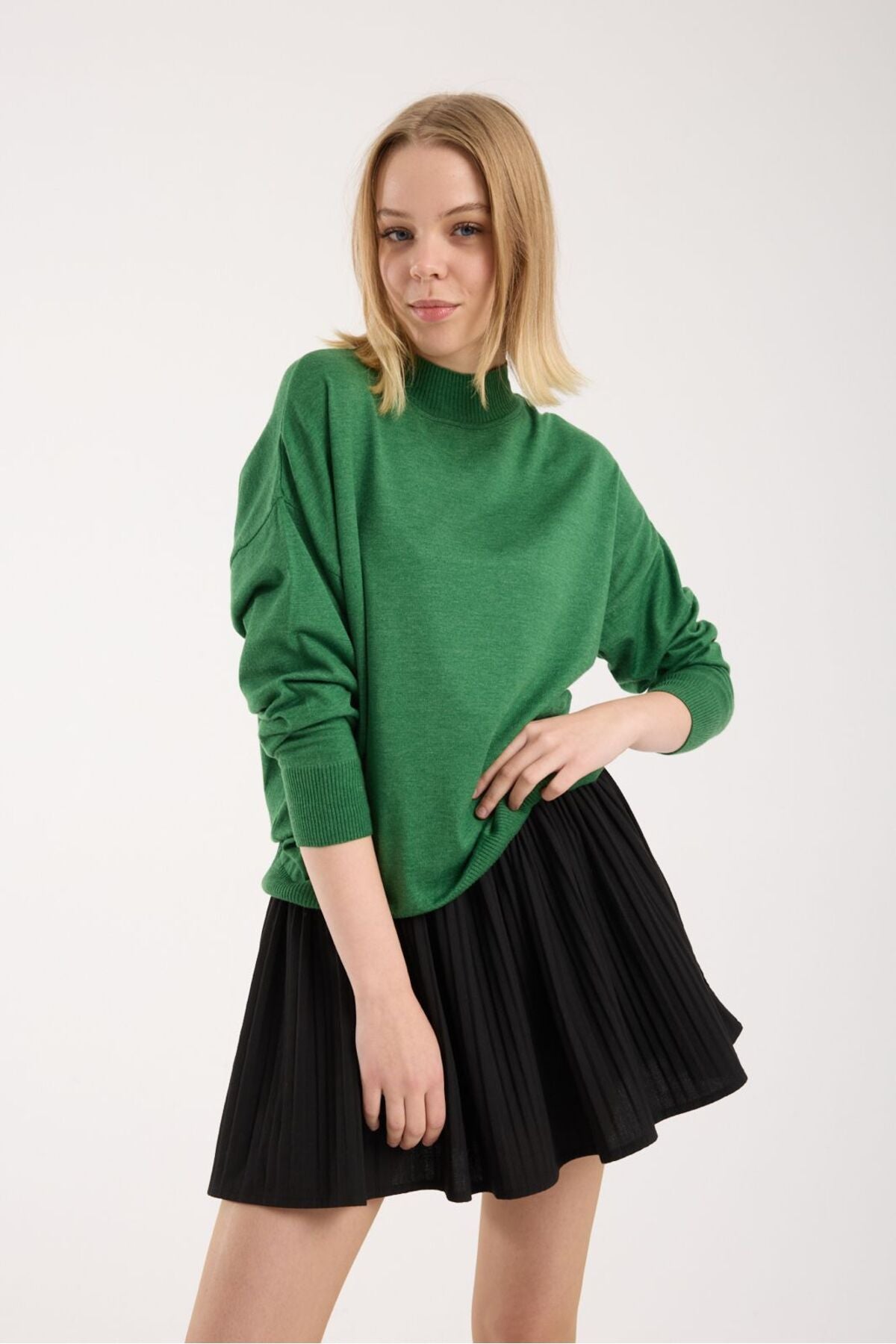 Kadın triko kazak yumuşak doku dik yaka basic 3522