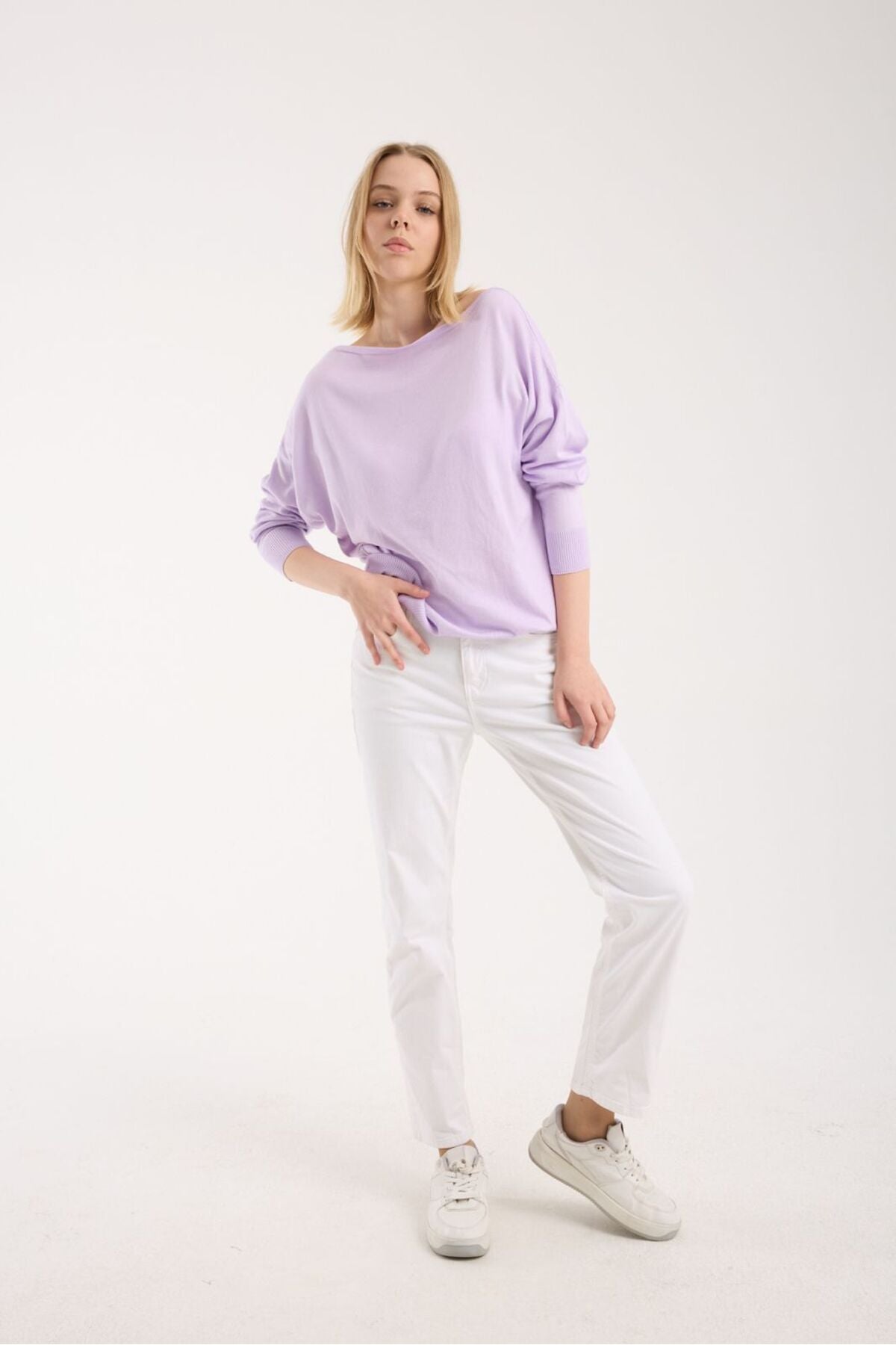 Kadın triko kazak yumuşak doku kayık yaka sırt dekolteli basic 3550