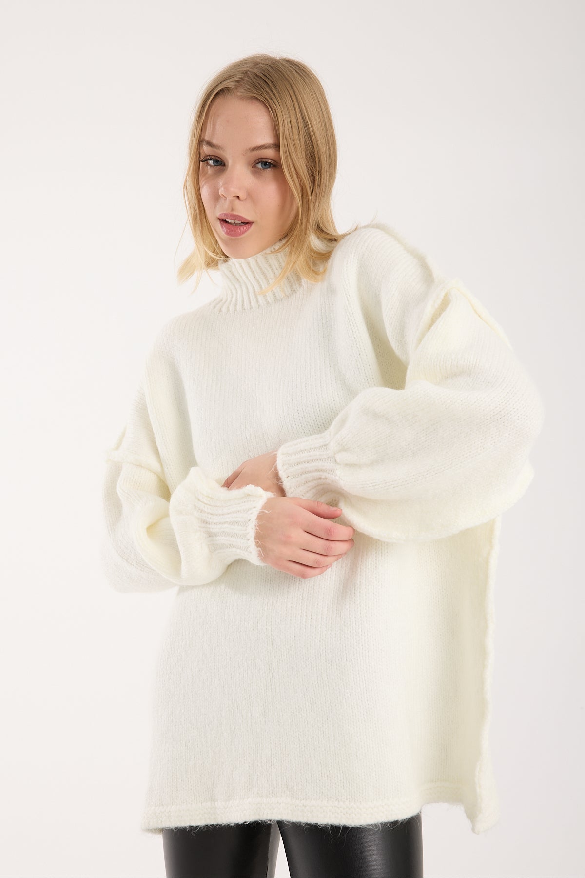 Yumoş ip ters dikiş oversize kadın kazak dik yaka 6513