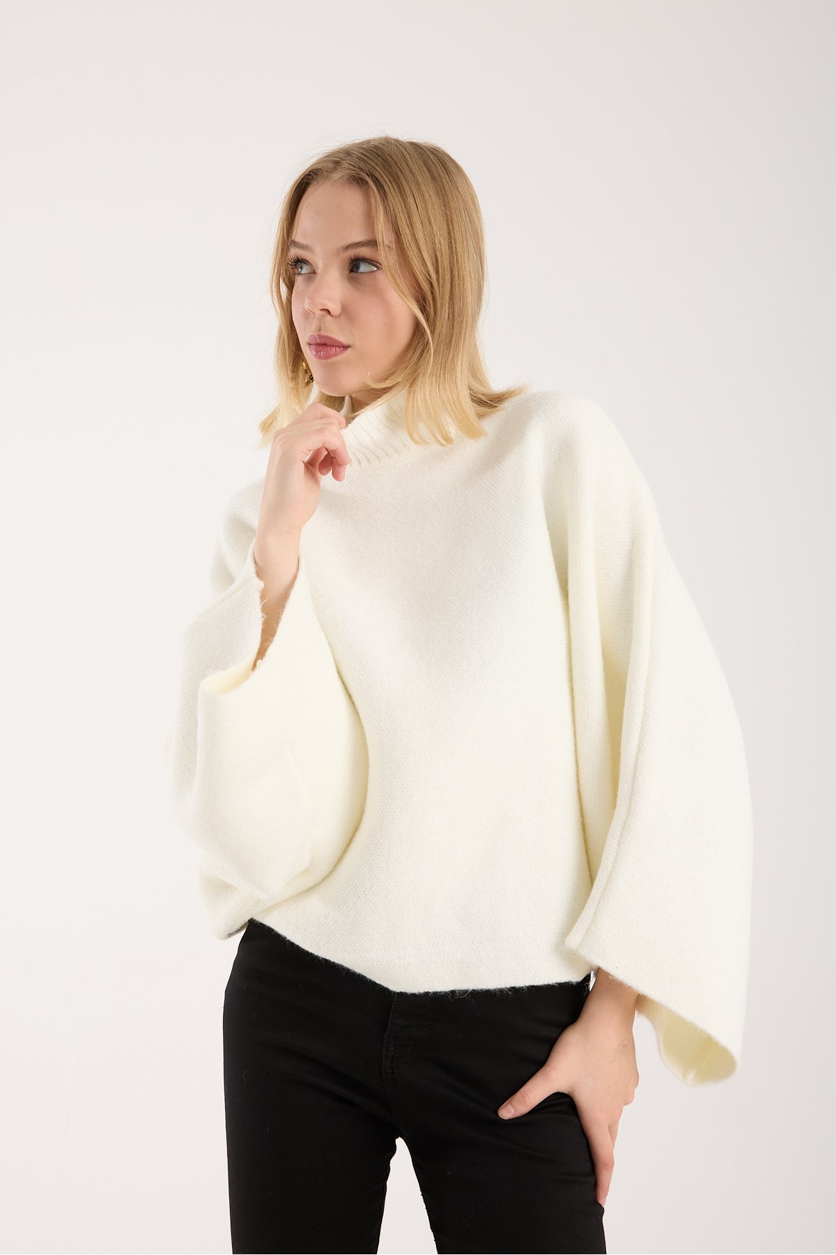 Yumoş ip pelerin dik yaka yarasa kol kadın kazak 6514