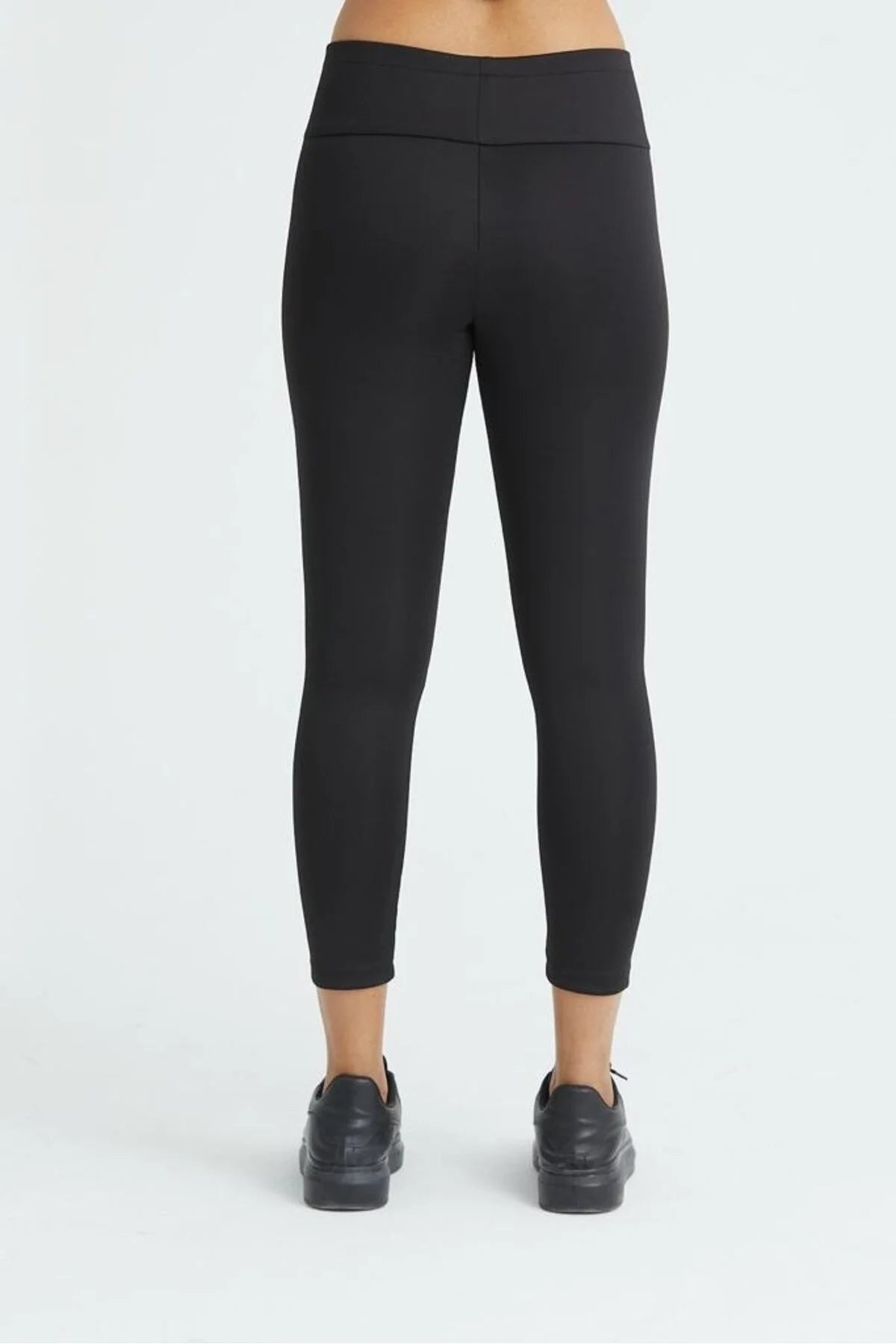 Kadın Likralı Hatları Belli Etmeyen Toparlayıcı Kumaş Tayt 323